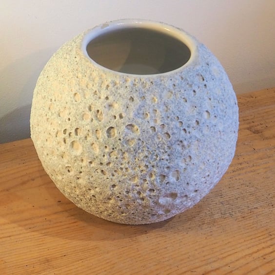 White lava texture moon jar, vase handmade pottery