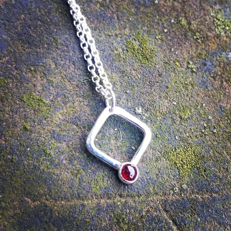 STERLING SILVER Garnet Pendant