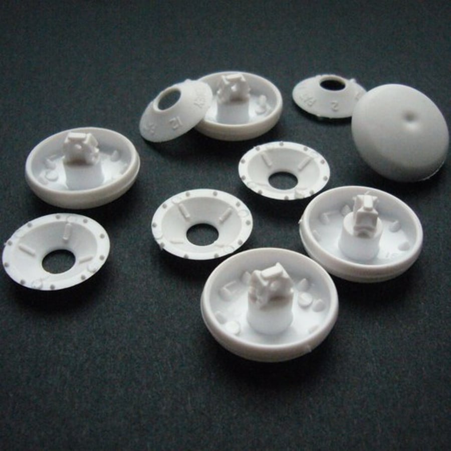 15 x 19mm Prym Self Cover Buttons