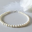 Dainty Cream Bridesmaids Bracelet With Swarovski Pearls