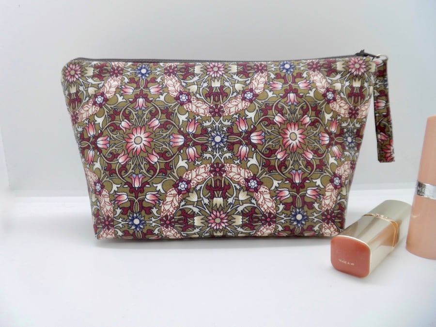 Make up bag in William Morris fabric Lilies and Roses