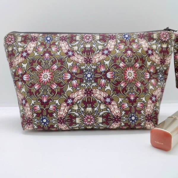 Make up bag in William Morris fabric Lilies and Roses