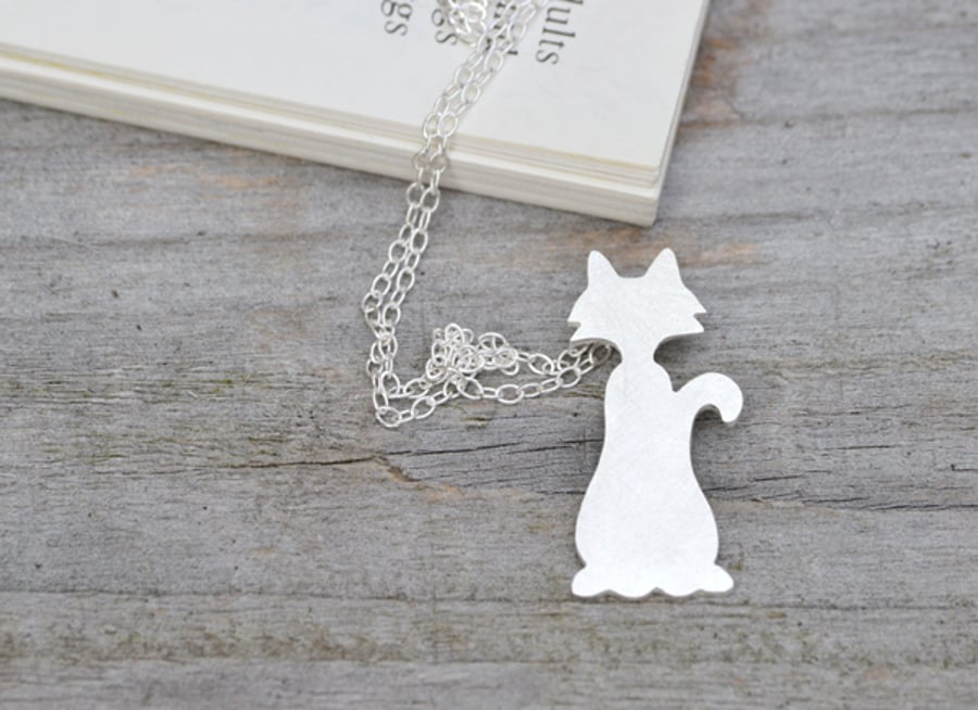 cat necklace in sterling silver