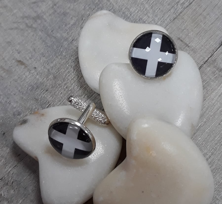 SPCL02 Cufflinks with 16mm St Piran's Cornish flag