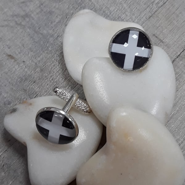 SPCL02 Cufflinks with 16mm St Piran's Cornish flag