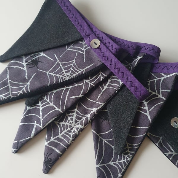 Sparkly Cobweb Bunting on Purple Binding