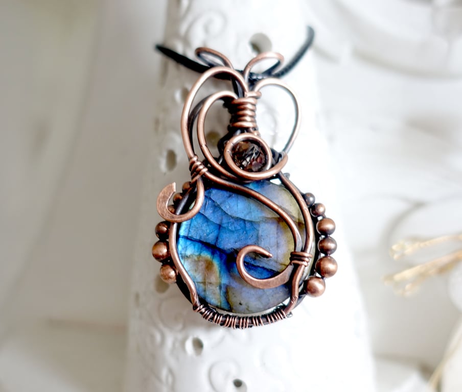 Labradorite Copper Wire Wrapped Pendant