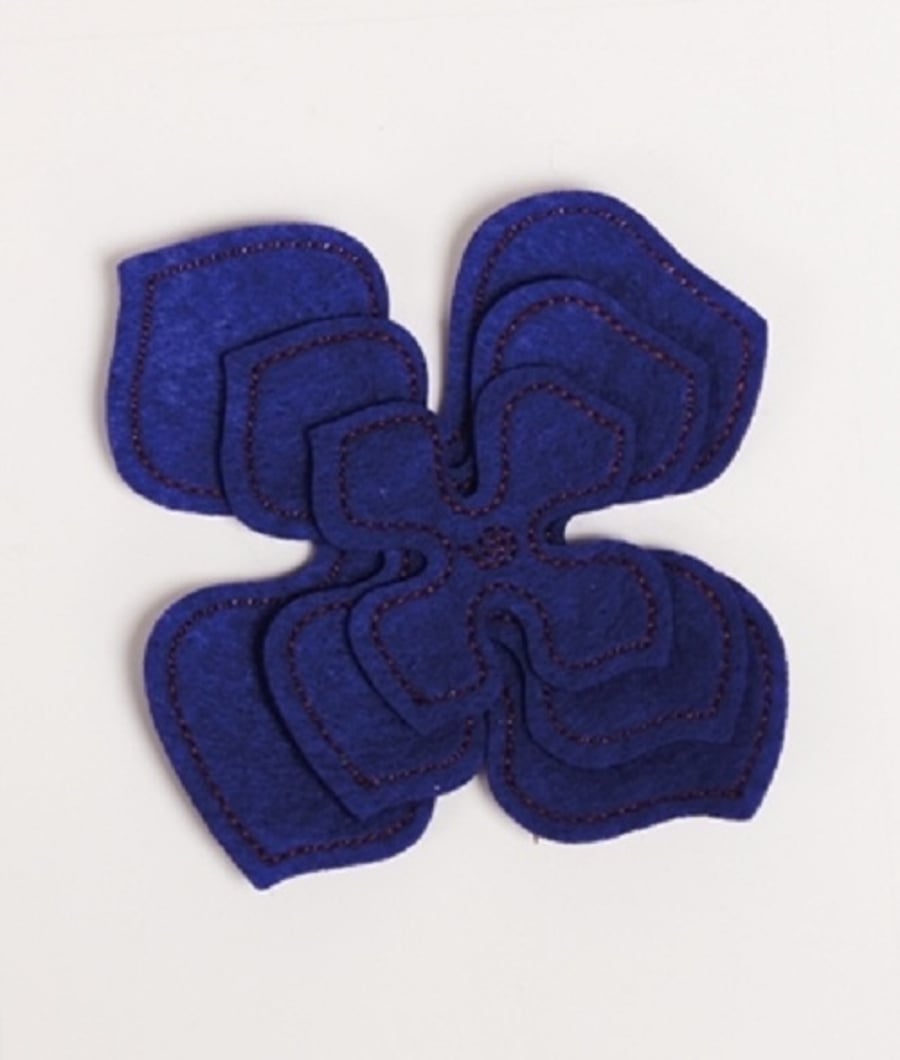 Pack of 3 Purple Small, Medium and Large Felt Flower Craft Embellishments