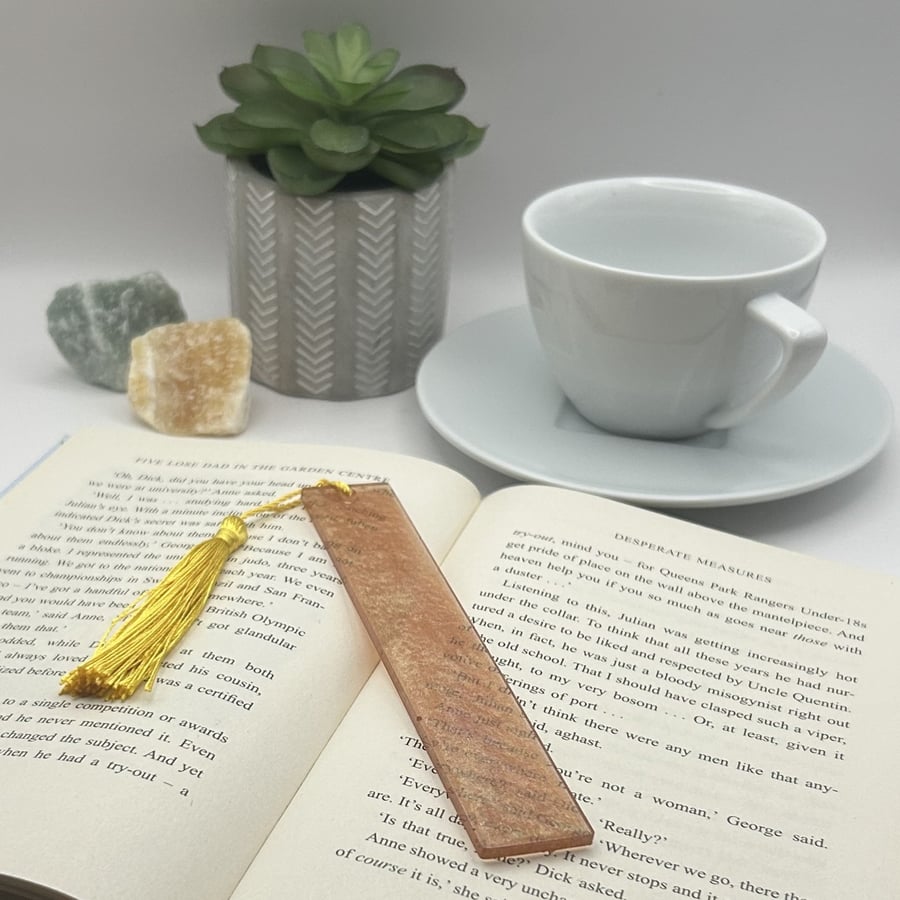 Resin Bookmark Page Marker in Gold