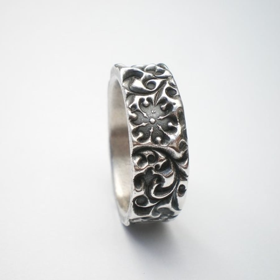 Blossom Organic Shaped Ring Si Silver