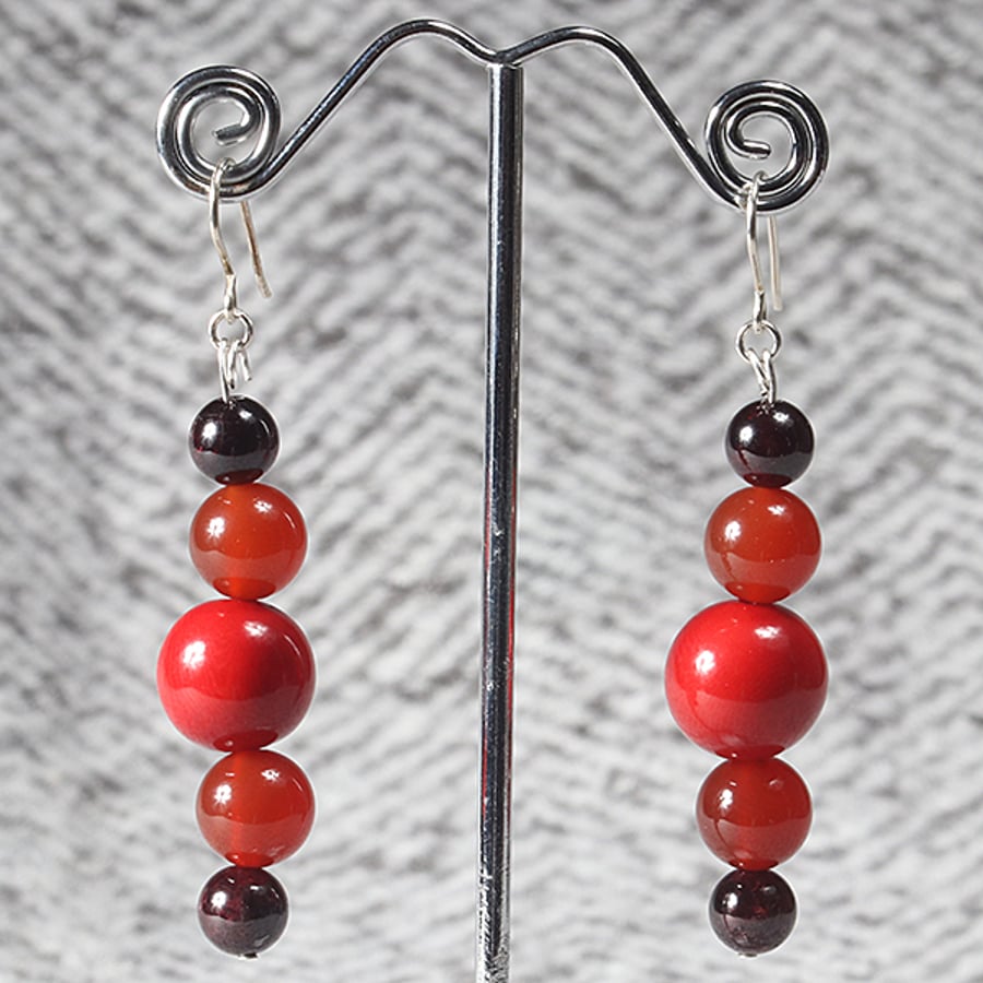 Garnet Red Earrings.