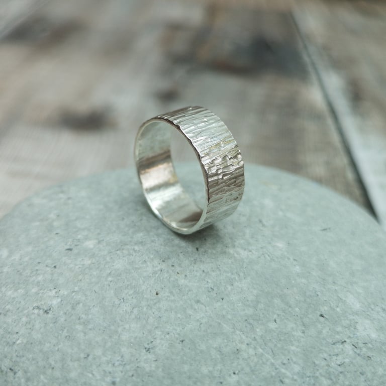 Sterling Silver Wide Textured Hammered Ring Band - JBJ4005