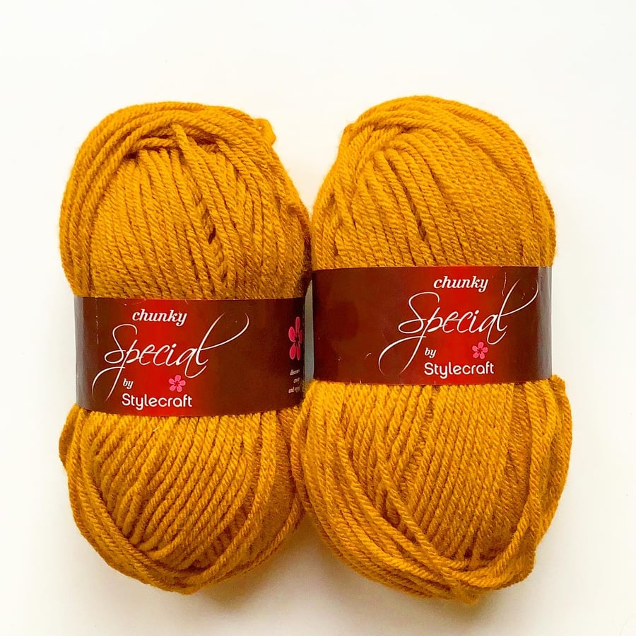 Stylecraft Special chunky yarn, gold chunky yarn