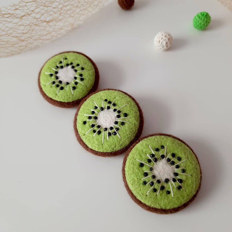 Seconds Sunday- Needle Felted Merino Wool Kiwi Slice Brooch