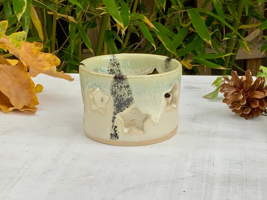 Star Design Tealight Holder