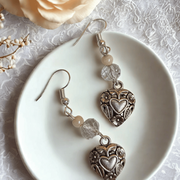 Silver Hearts 