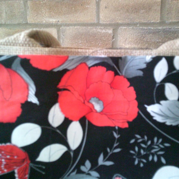 Poppies and Silver Foliage pocket on a Medium Jute Bag
