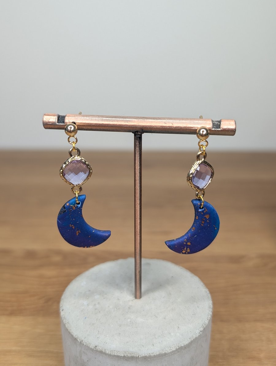 Purple heart dangle earrings 