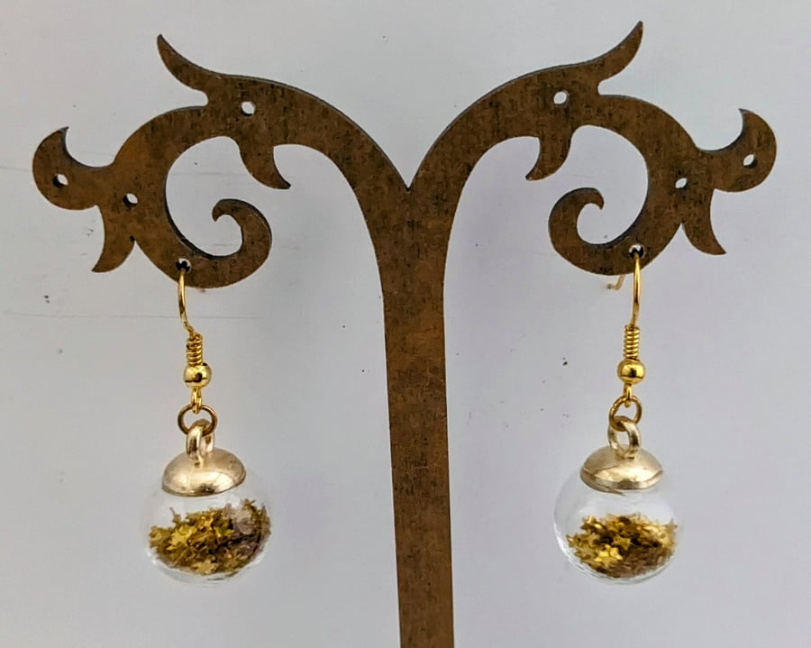 Glass Christmas bauble earrings - gold stars