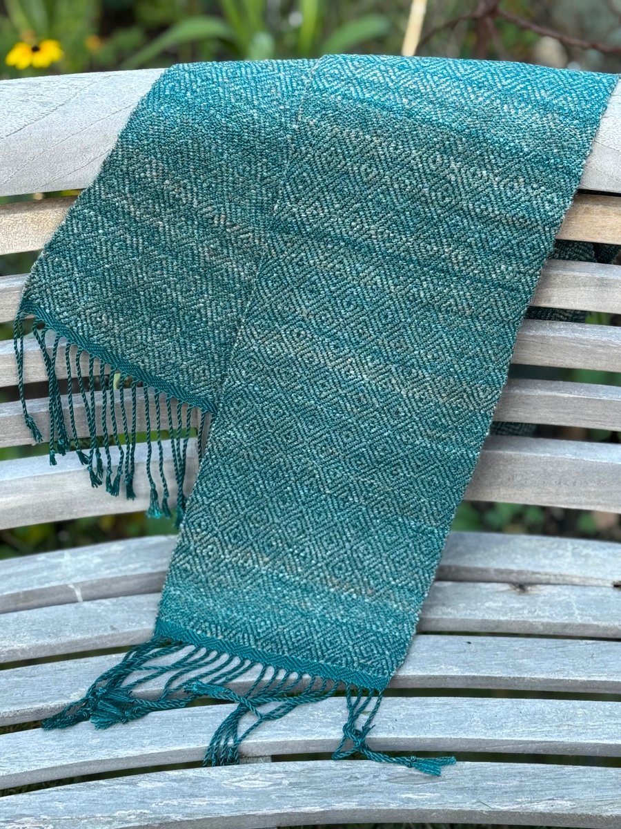 Sea green diamonds scarf