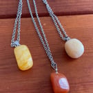 Cabochon healing stone necklace 