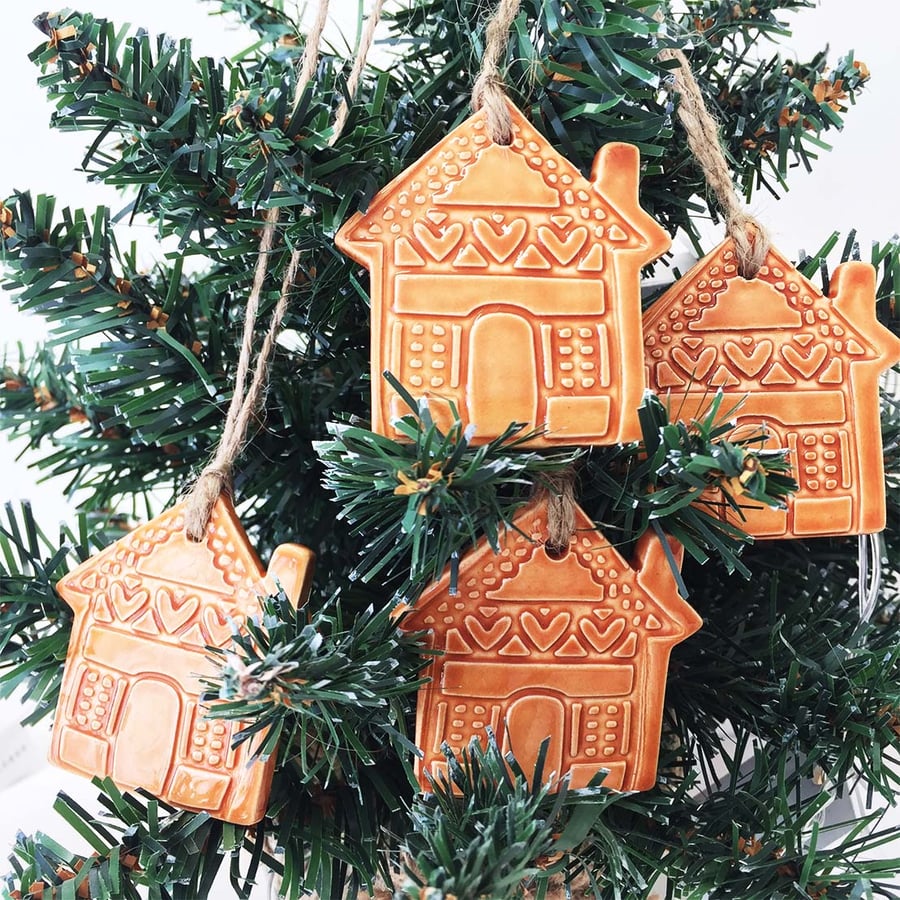 Small Ceramic gingerbread house decoration Christmas decoration
