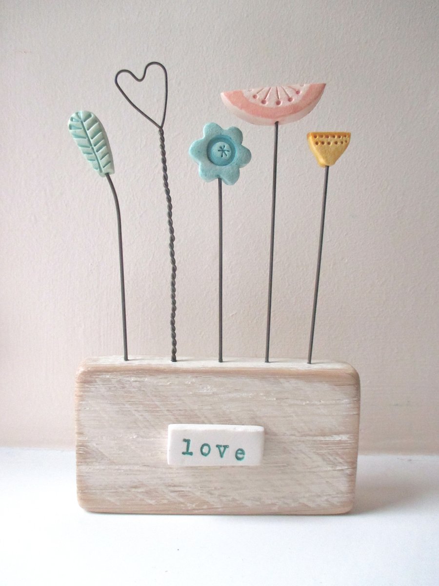 Clay Flower Garden 'love'