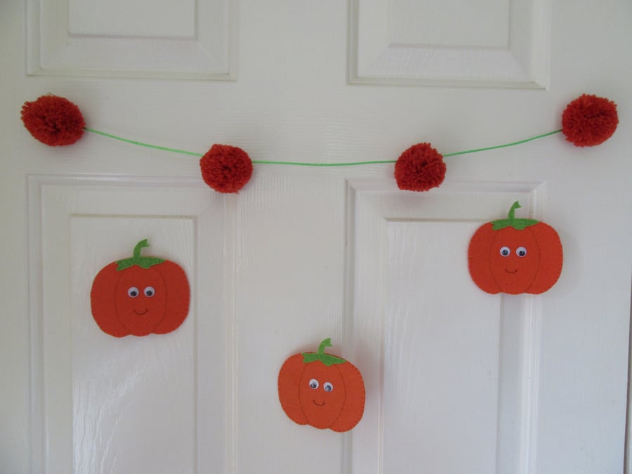 Pumpkin garland, Halloween garland