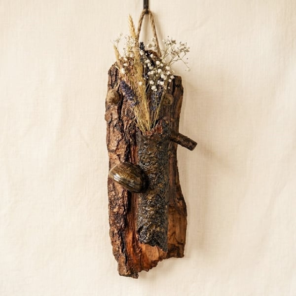 Tree Bark Wall Vase with Dried Flowers, Natural Wood Log Pocket with Mushroom