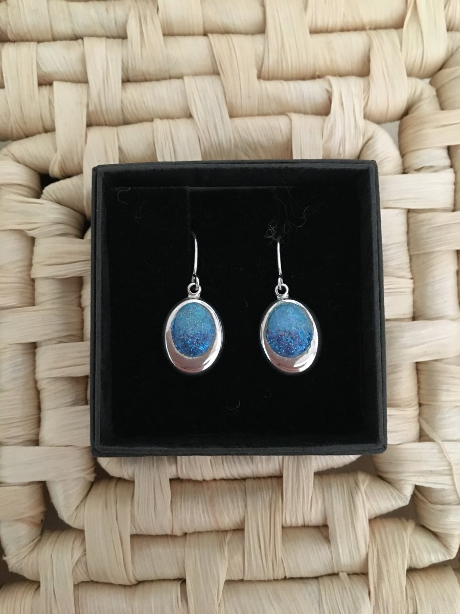 Blue Offset Oval Drop Earrings in Blue