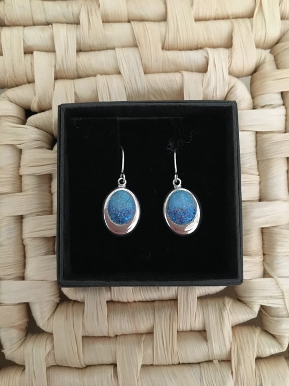 Blue Offset Oval Drop Earrings in Blue