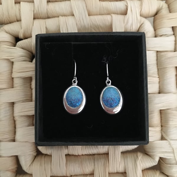 Blue Offset Oval Drop Earrings in Blue