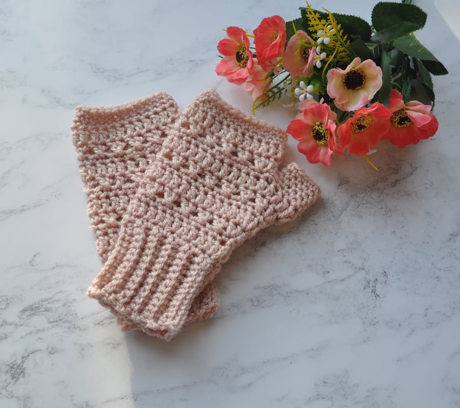 Hand Crochet Fingerless Gloves Mittens Mitts Dusky Rose Pink Sparkle Free Post