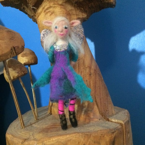 ELVENA THE ELFIN CHILD - NEEDLE FELTED FAIRY ART DOLL