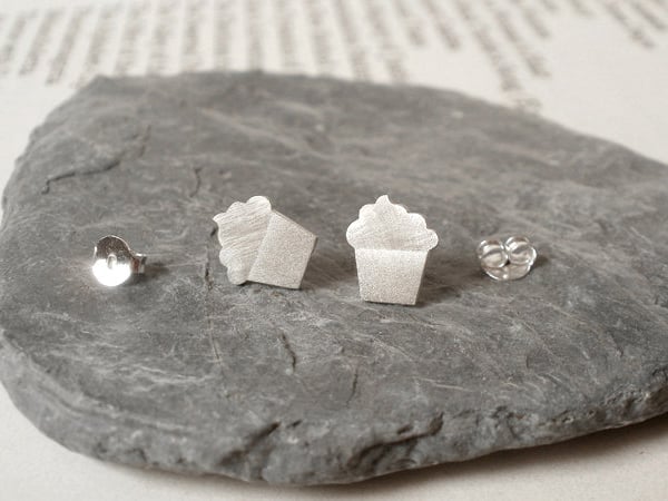 cupcake earring studs in sterling silver