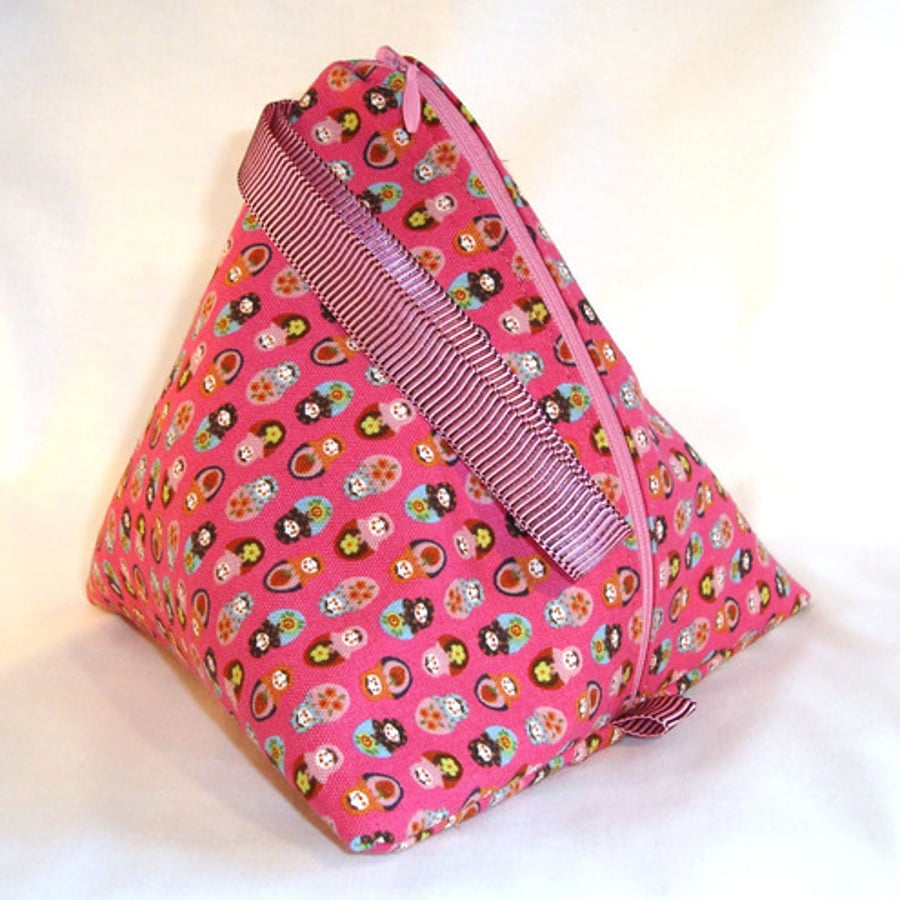 Knitting Pouch- Pyramid Style- Russian Dolls