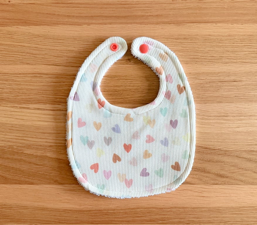 Newborn Baby Bib Coloured Heart Design 0-3 months. Baby Bib-NBB12