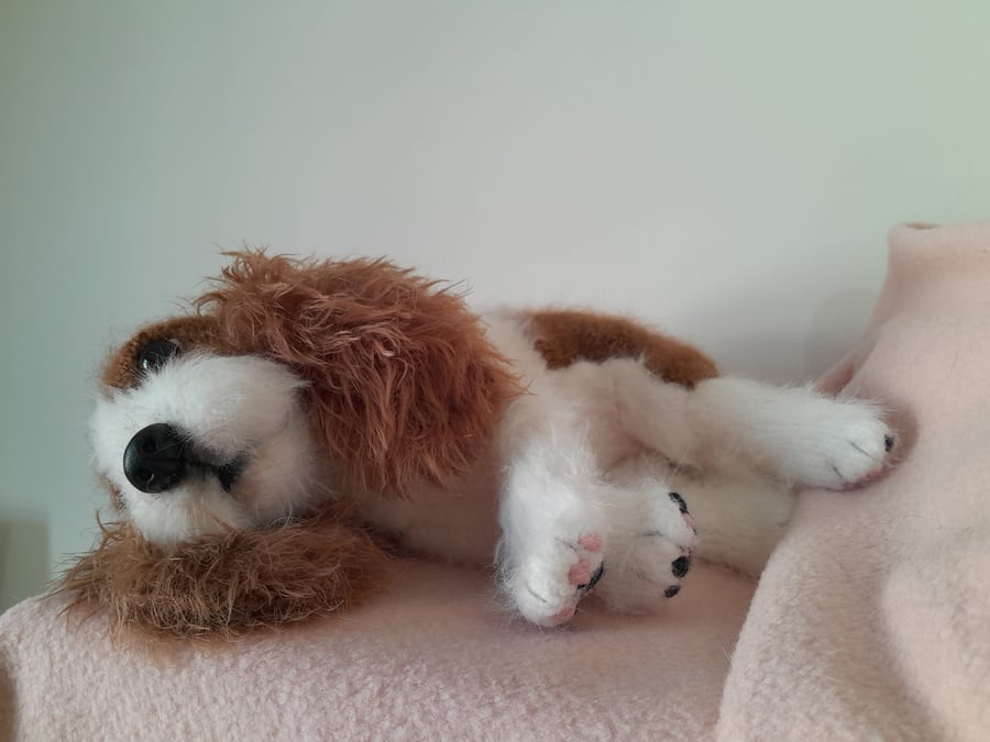 Cavalier King Charles Spaniel, dotpebblesknits design