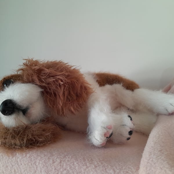 Cavalier King Charles Spaniel, dotpebblesknits design
