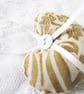 SET OF 3 WILLIAM MORRIS LAVENDER BAGS - HEART SHAPED - Image 4