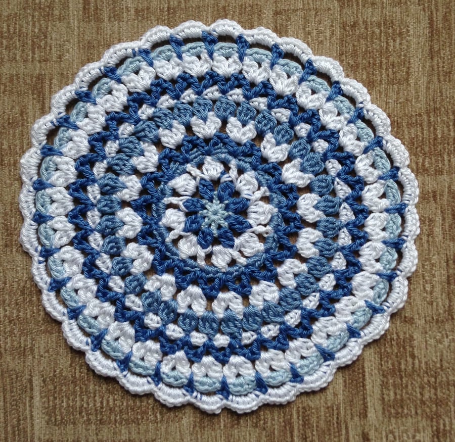 Crochet Table mat, Mandala, Doily in Blue and White