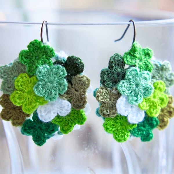 Microcrochet Green Florals Earrings 