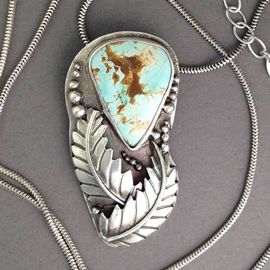 Kingman turquoise silver leaf pendant - Western style - American turquoise