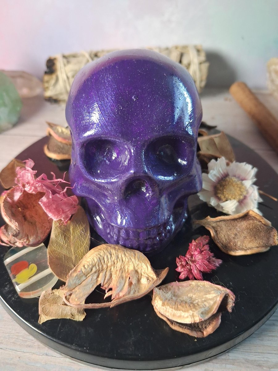 Hand painted Stonecast Skulls