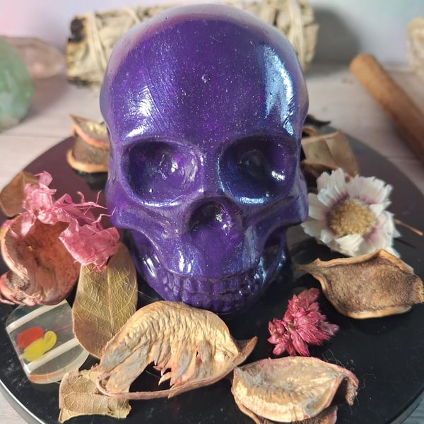 Hand painted Stonecast Skulls