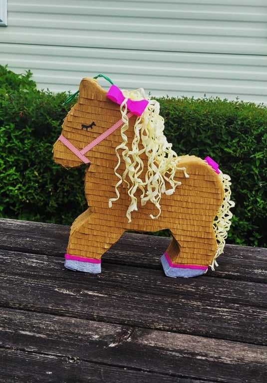 Horse Pinata Brown 30cm