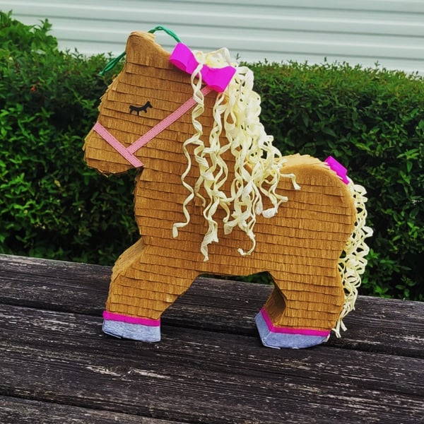 Horse Pinata Brown 30cm