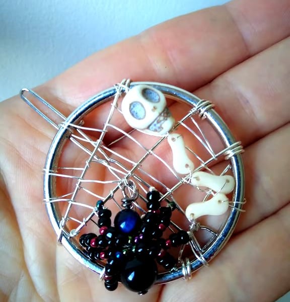 Halloween Black Spider With Skull And Bones Beaded Wirework Web Hair Slide
