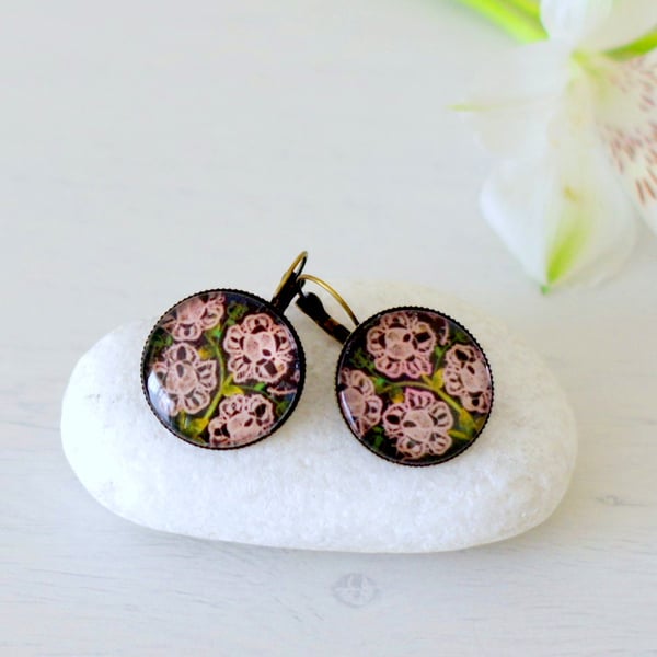 Brown Earrings, White Flowers Earrings, Floral Art Earrings, Bronze Earring