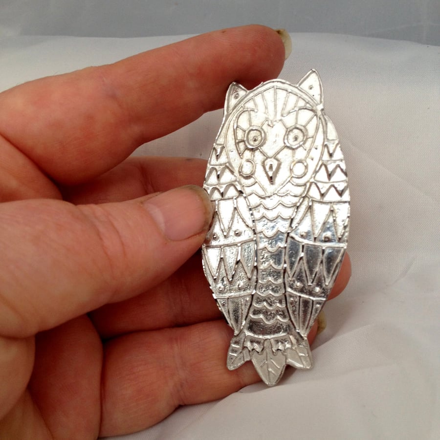 Owl brooch